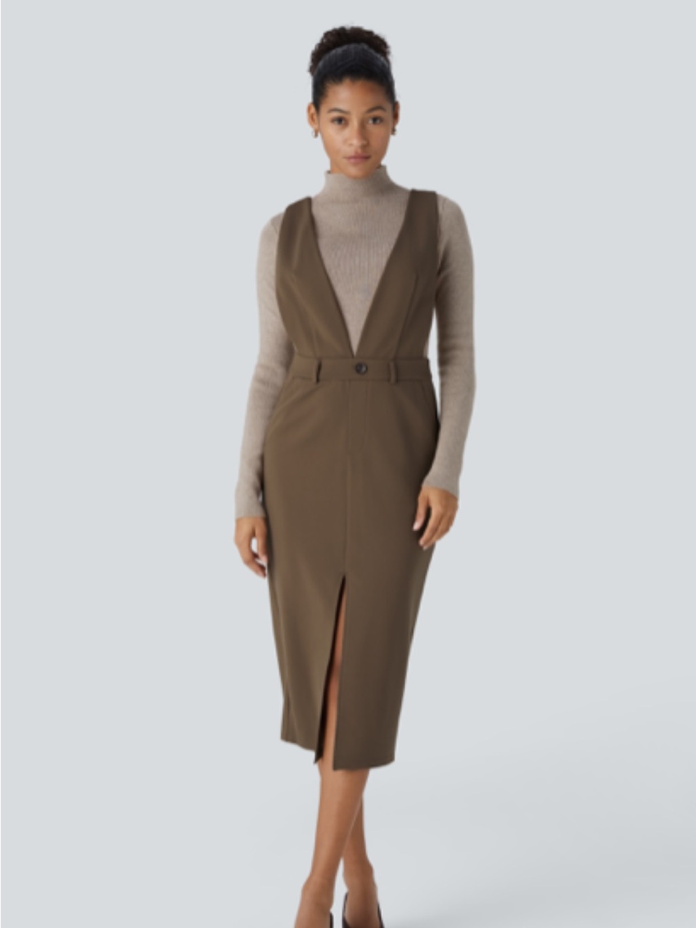 Sleeveless V-Neck Midi Sheath Dress in Olive Brown